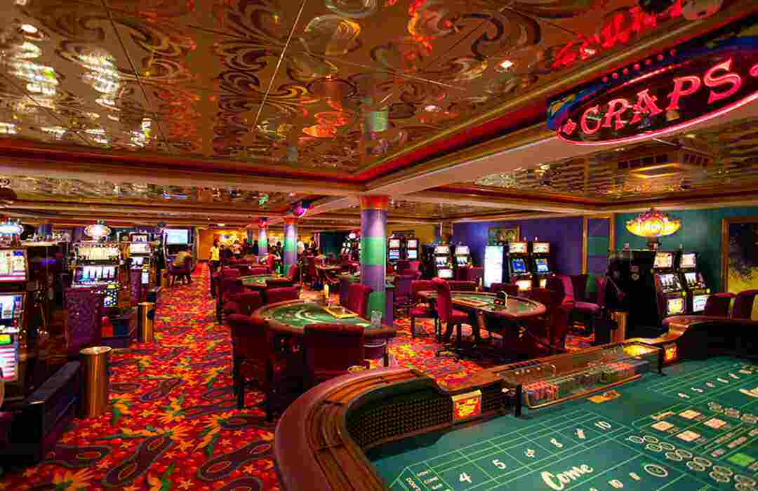 Không gian sống động bên trong Crown Casino Bavet