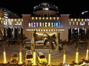 Không gian bên ngoài sòng bạc Moc Bai Casino